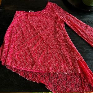 One sleeve flowing lace top